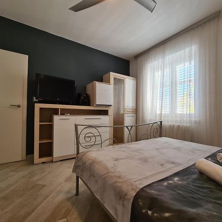 Bed And Breakfast Villa Klaic Дубровник Экстерьер фото